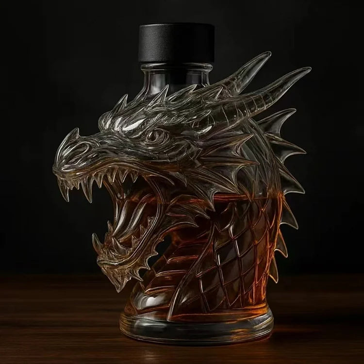 Sárkányfej formájú whisky karaffa
